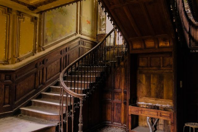 How to Spot Hidden Issues in Older Homes